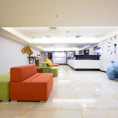 New Generation Of Boutique Business Hotel Kaohsiung Exterior photo