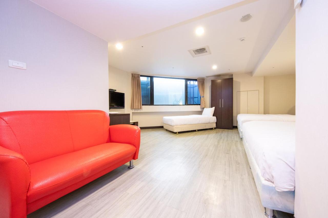 New Generation Of Boutique Business Hotel Kaohsiung Exterior photo