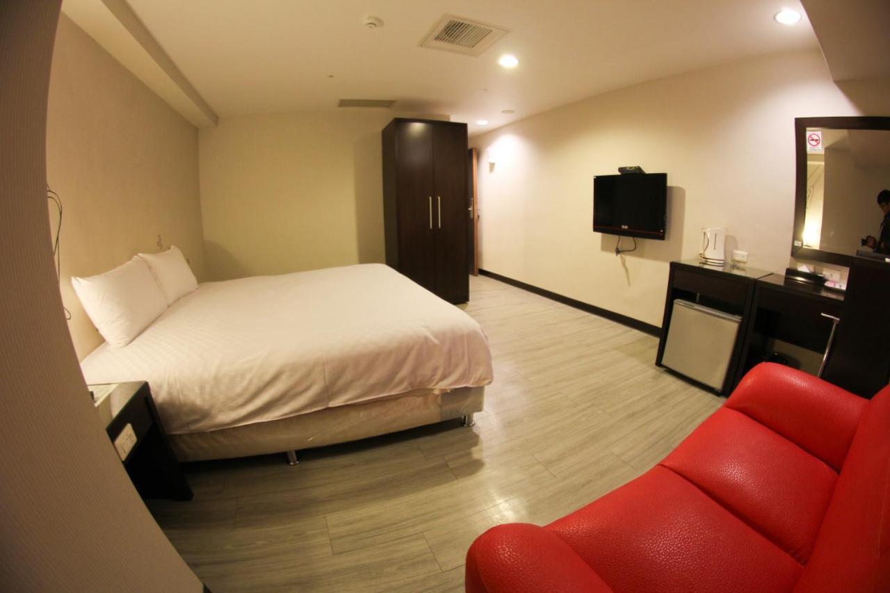 New Generation Of Boutique Business Hotel Kaohsiung Exterior photo