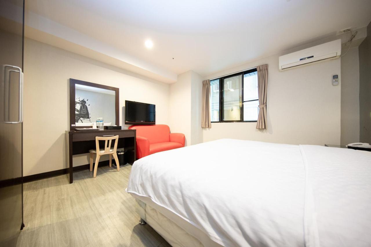 New Generation Of Boutique Business Hotel Kaohsiung Exterior photo
