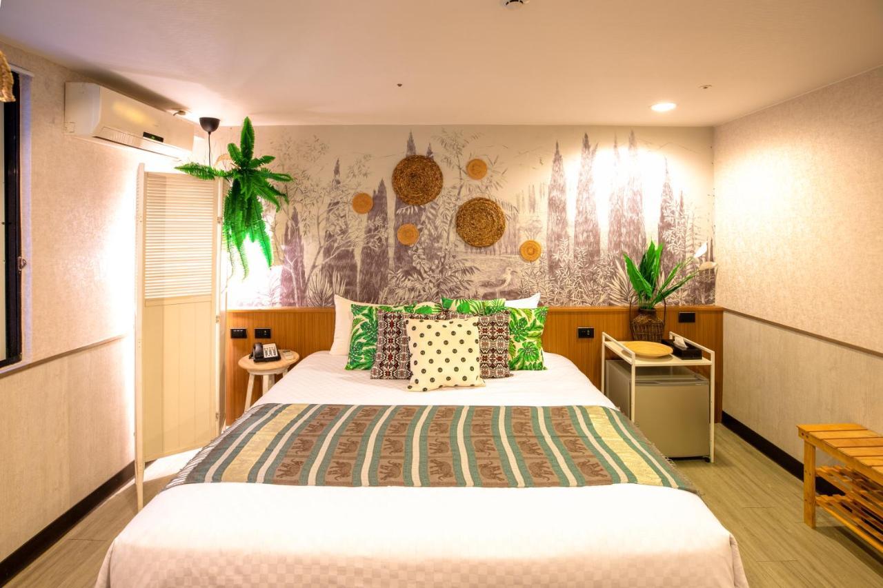 New Generation Of Boutique Business Hotel Kaohsiung Exterior photo