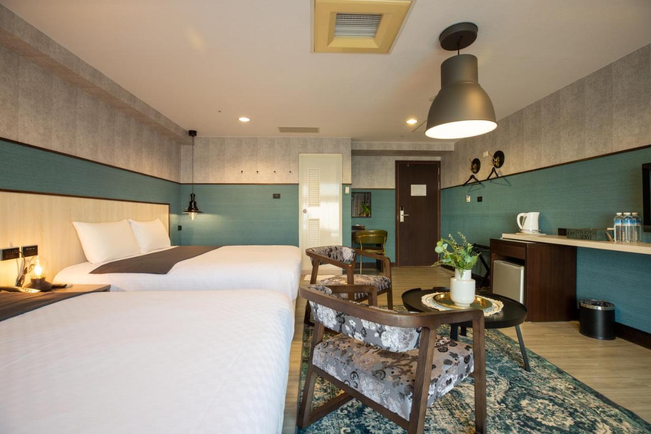 New Generation Of Boutique Business Hotel Kaohsiung Exterior photo