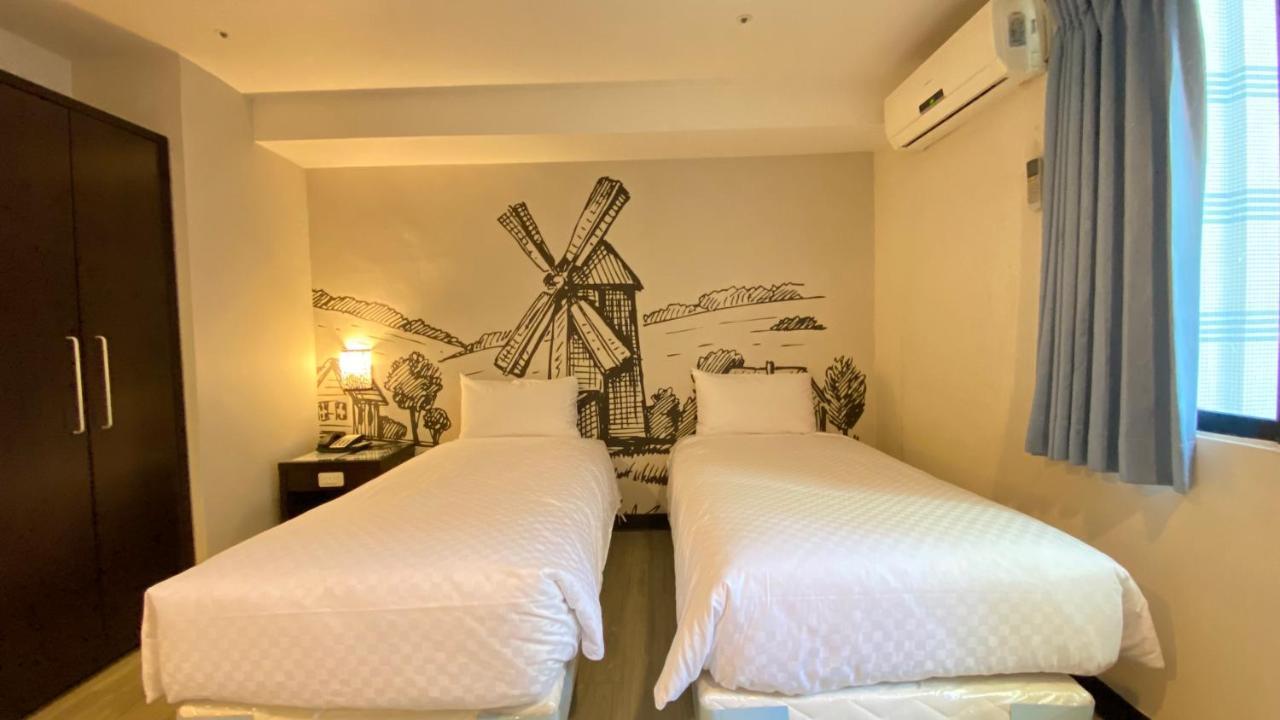 New Generation Of Boutique Business Hotel Kaohsiung Exterior photo