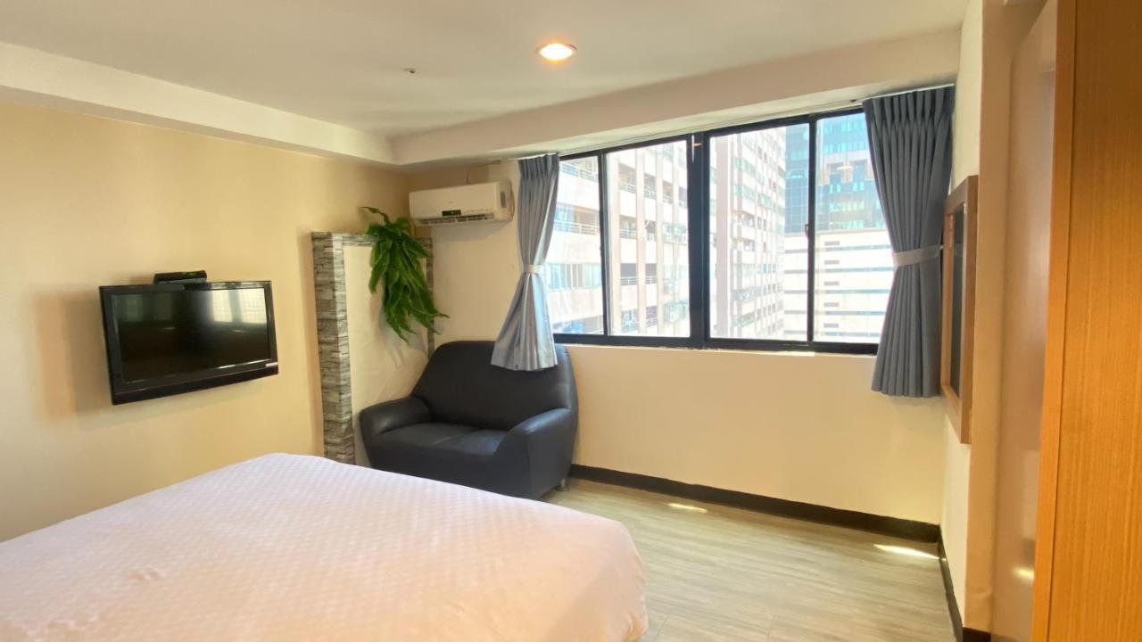New Generation Of Boutique Business Hotel Kaohsiung Exterior photo